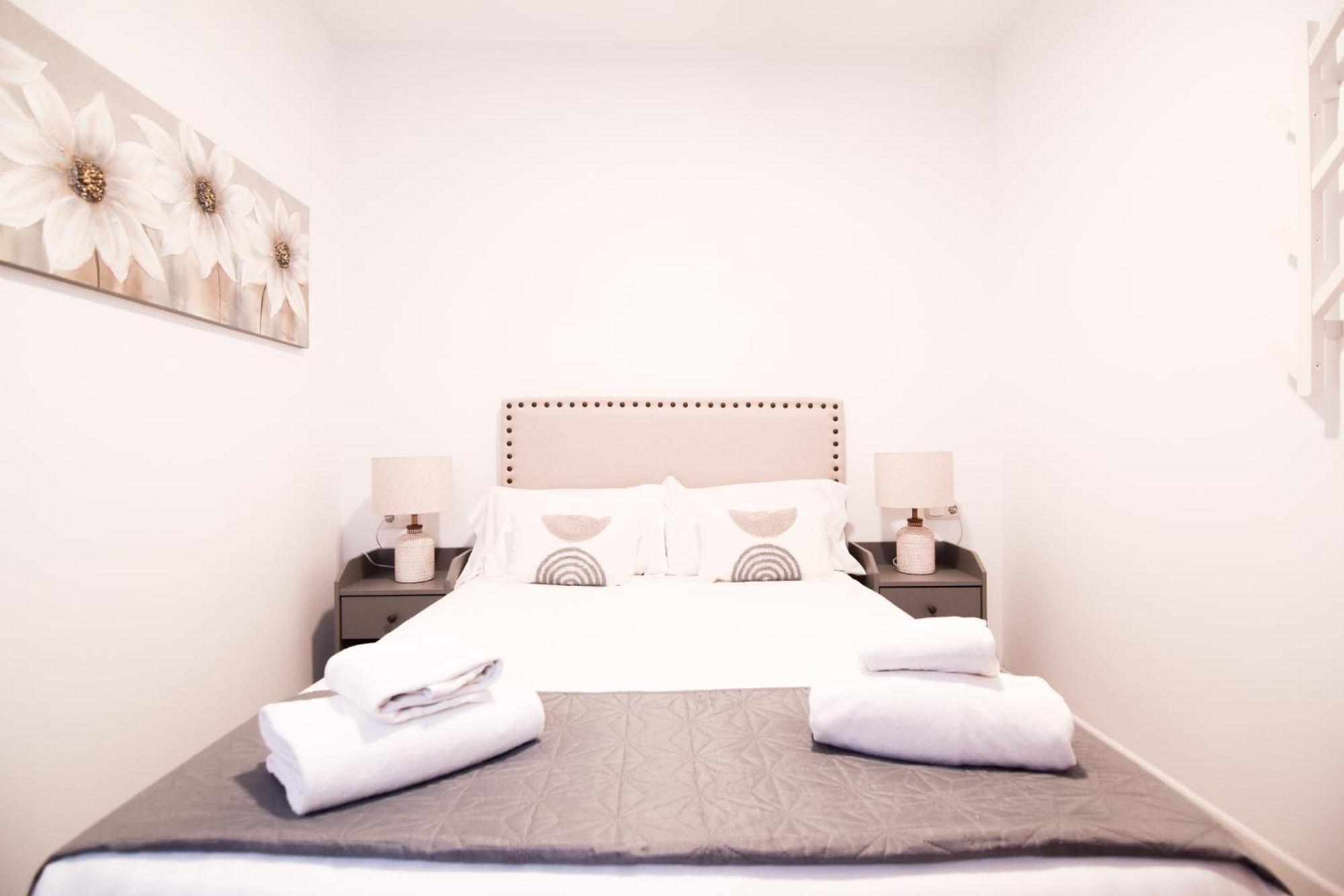 Appartement Letmalaga Cobblestone St. Extérieur photo