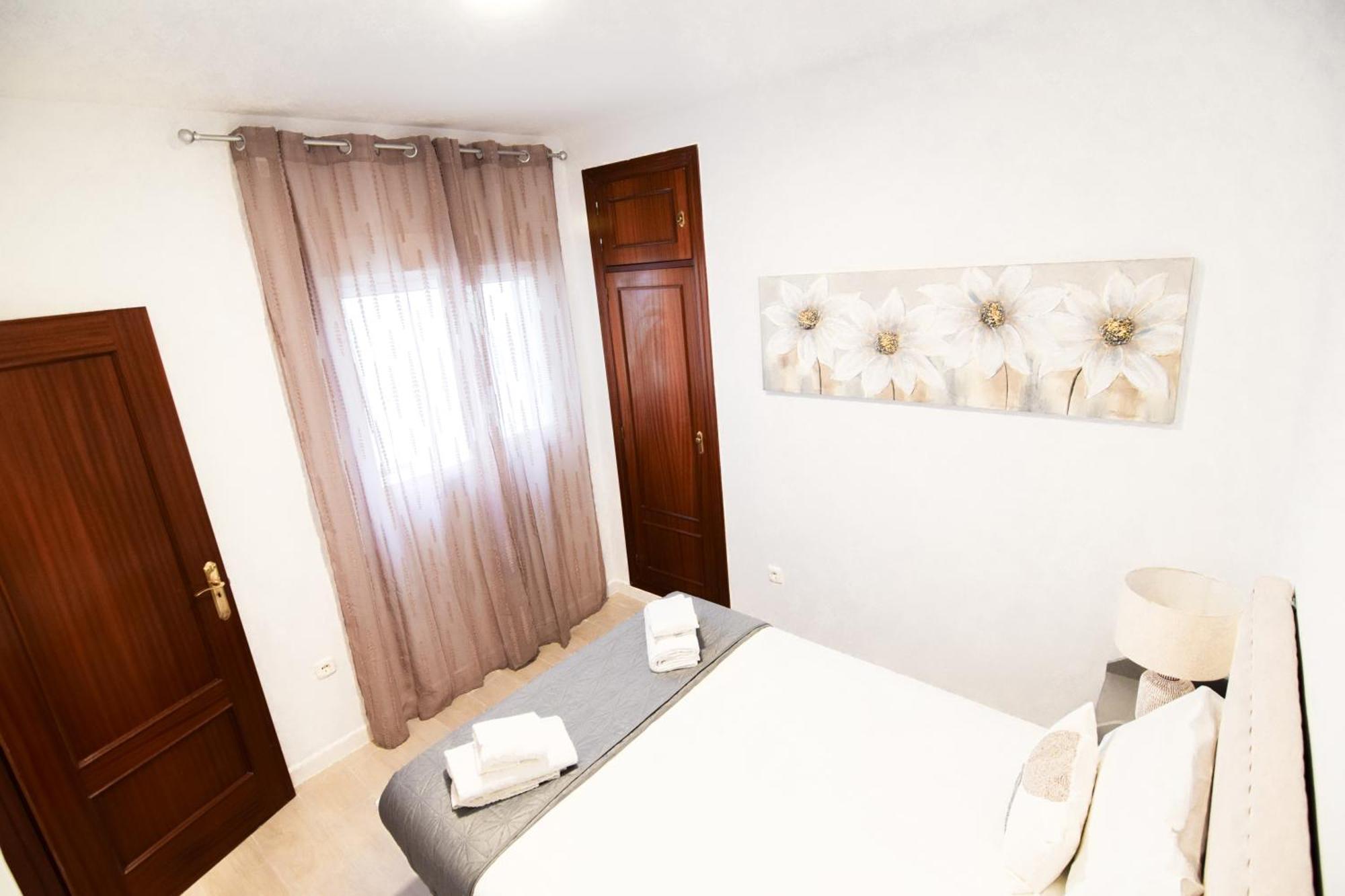 Appartement Letmalaga Cobblestone St. Extérieur photo